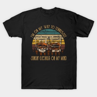 I'm on my way to Tennessee Singin' Georgia on my mind Glasses Whiskey Music Lyrics T-Shirt